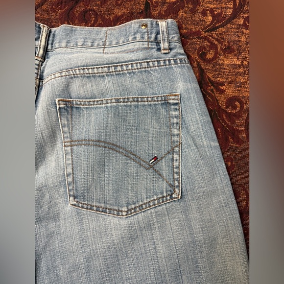 Y2K Tommy Hilfiger Jean Shorts - Picture 4 of 6